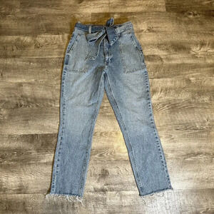 Abercrombie & Fitch Mom Jean Belted High Waist Frayed Bottom Women's 2 / 26 R